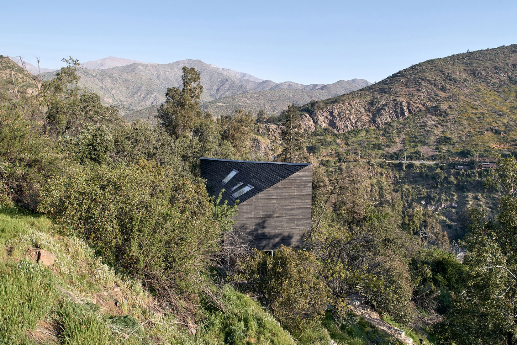 Cabanon by Susuka Architects. Photograph by Cristóbal Palma.