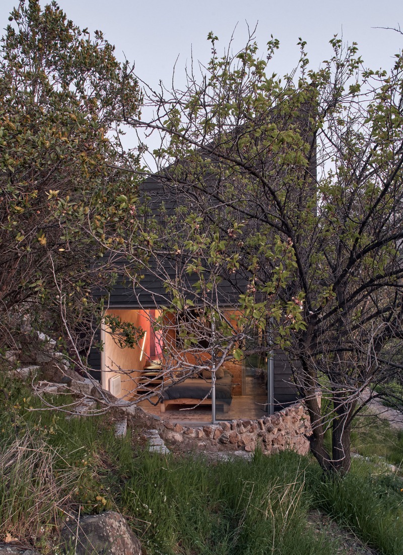 Cabanon by Susuka Architects. Photograph by Cristóbal Palma.
