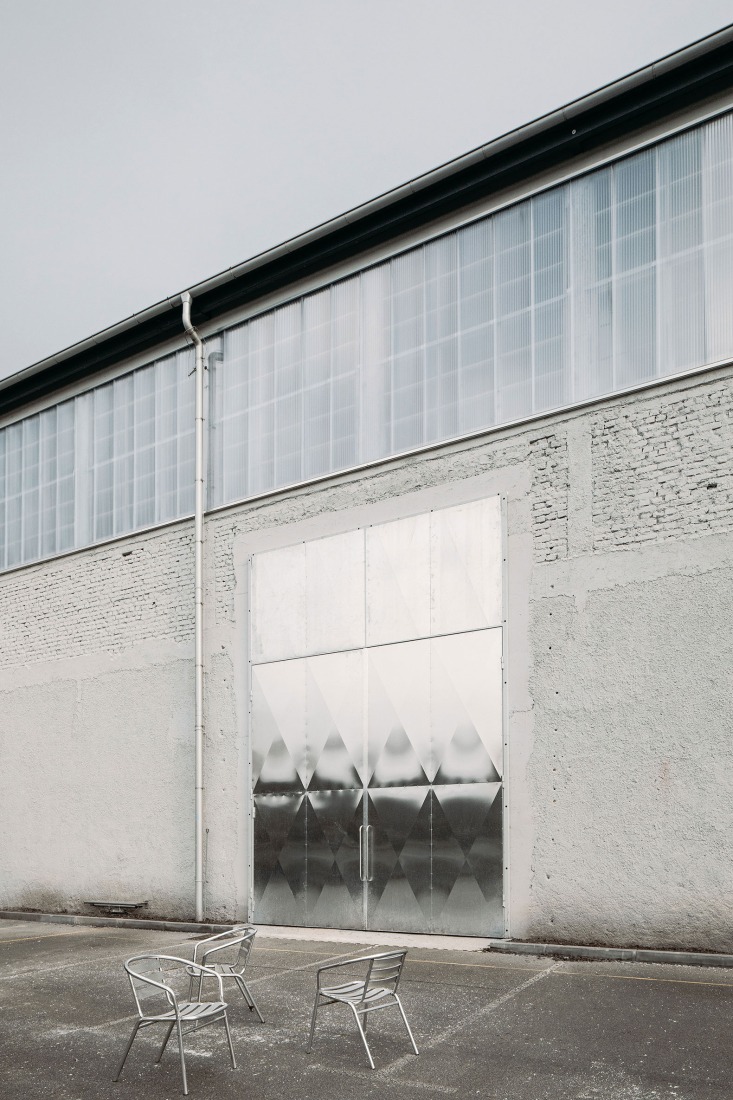 Temporary Spaces for Slovenian National Theatre Drama by Vidic Grohar Arhitekti. Photograph by Ana Skobe.