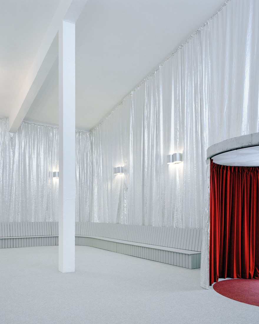 Temporary Spaces for Slovenian National Theatre Drama by Vidic Grohar Arhitekti. Photograph by Maxime Delvaux.