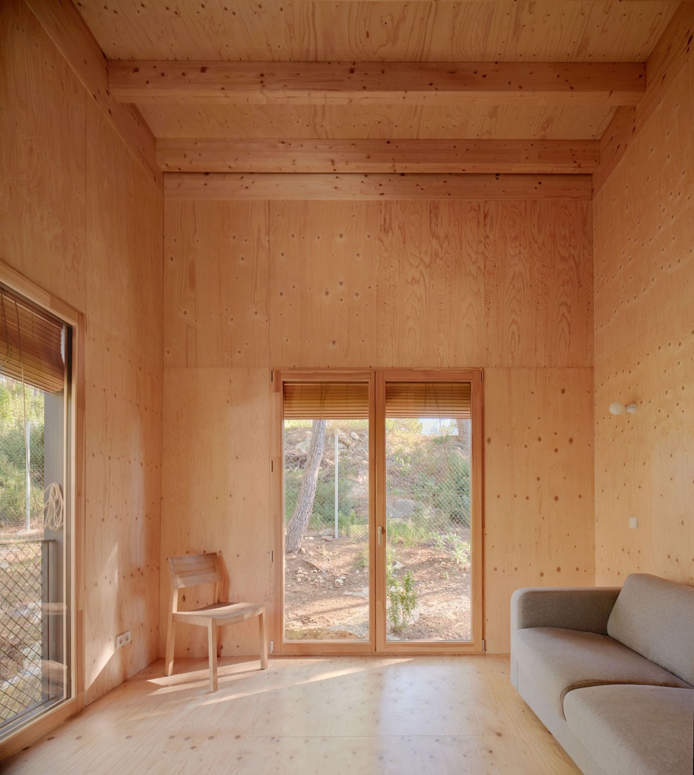 "Casa CLO" by Alventosa Morell Arquitectes. Photograph by José Hevia.