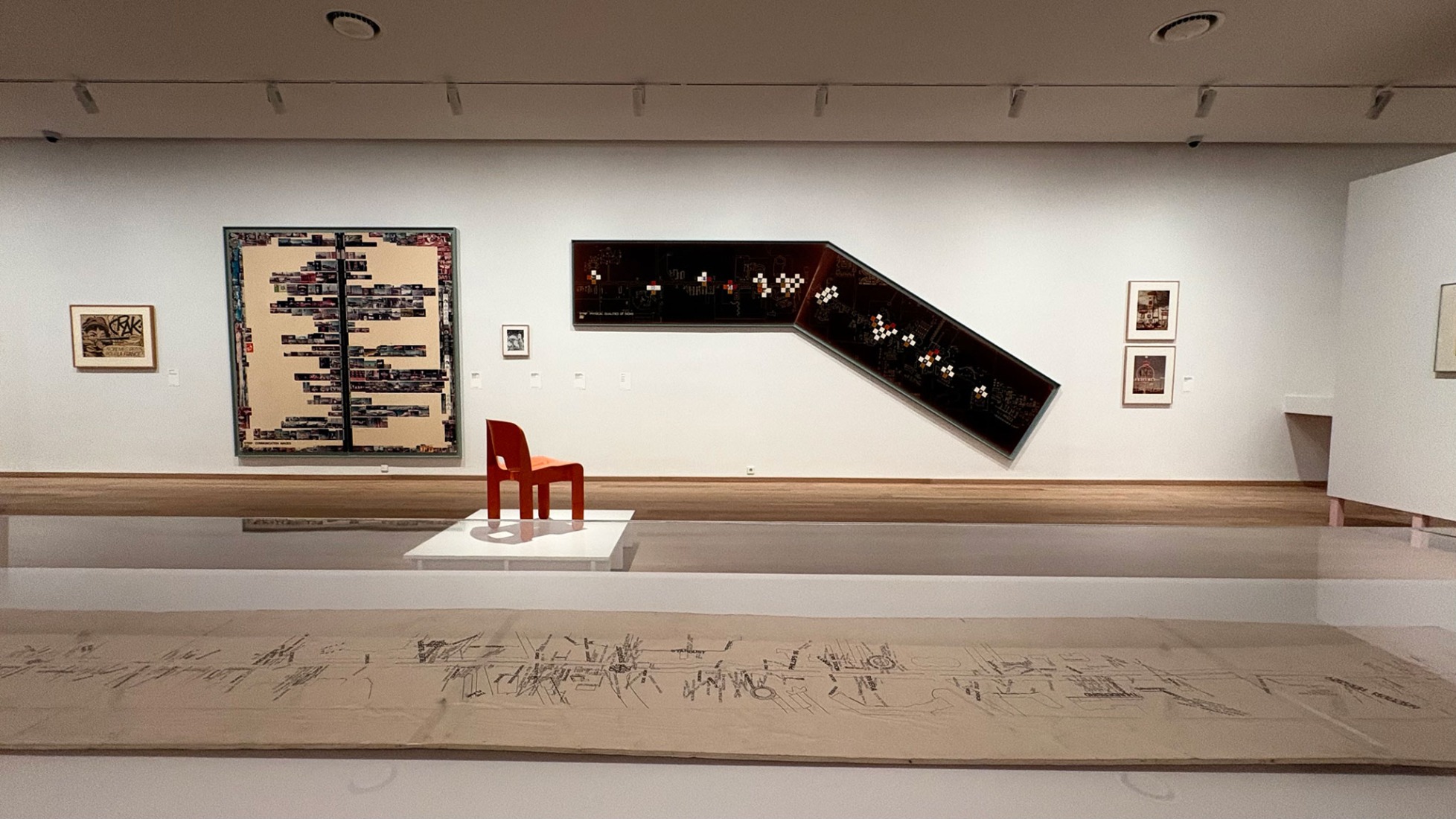 «Denise Scott Brown. City. Street. House» at the Bilbao Museoa. Photograph courtesy of mayorga + fontana arquitectura.