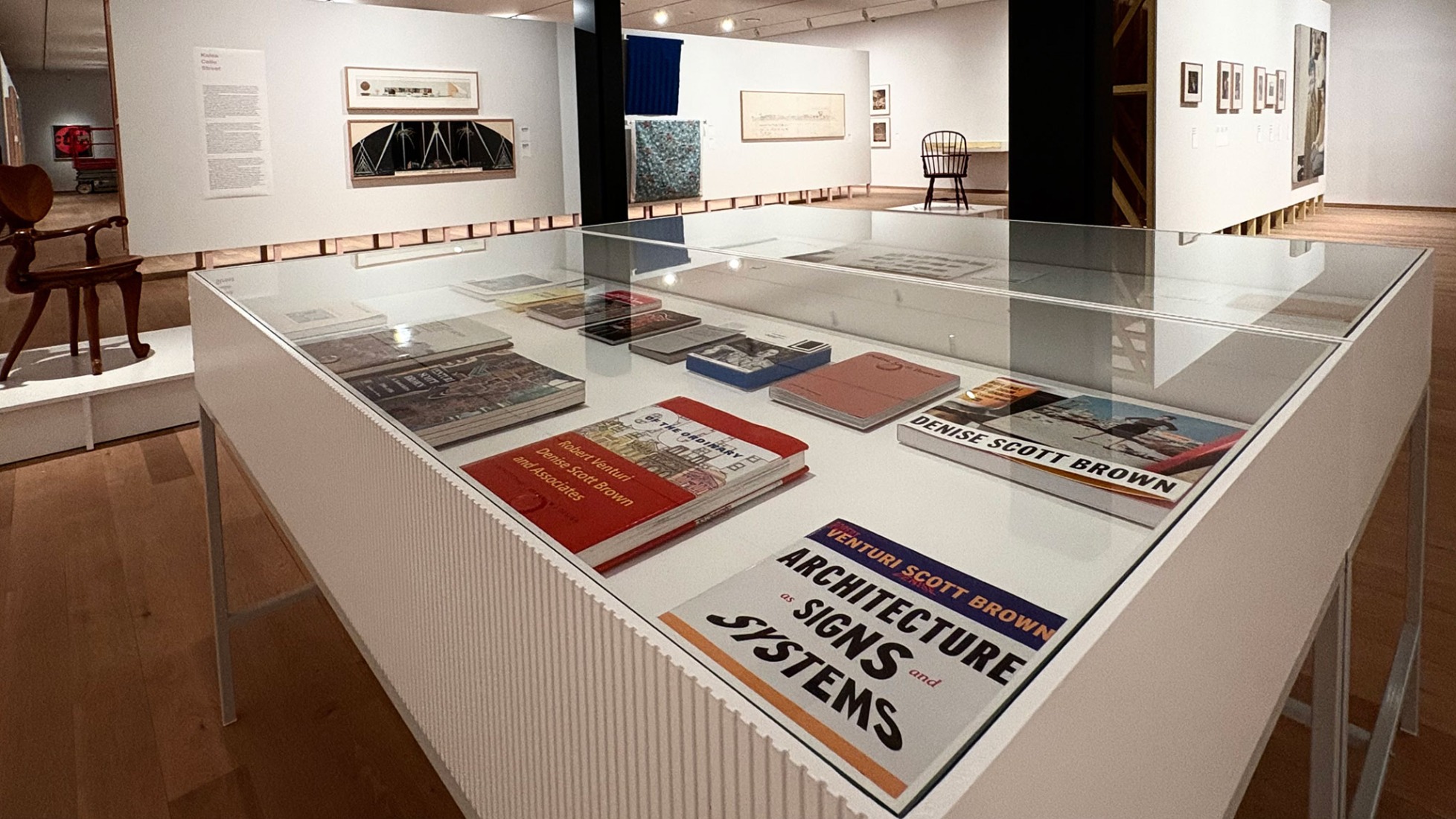 «Denise Scott Brown. City. Street. House» at the Bilbao Museoa. Photograph courtesy of mayorga + fontana arquitectura.