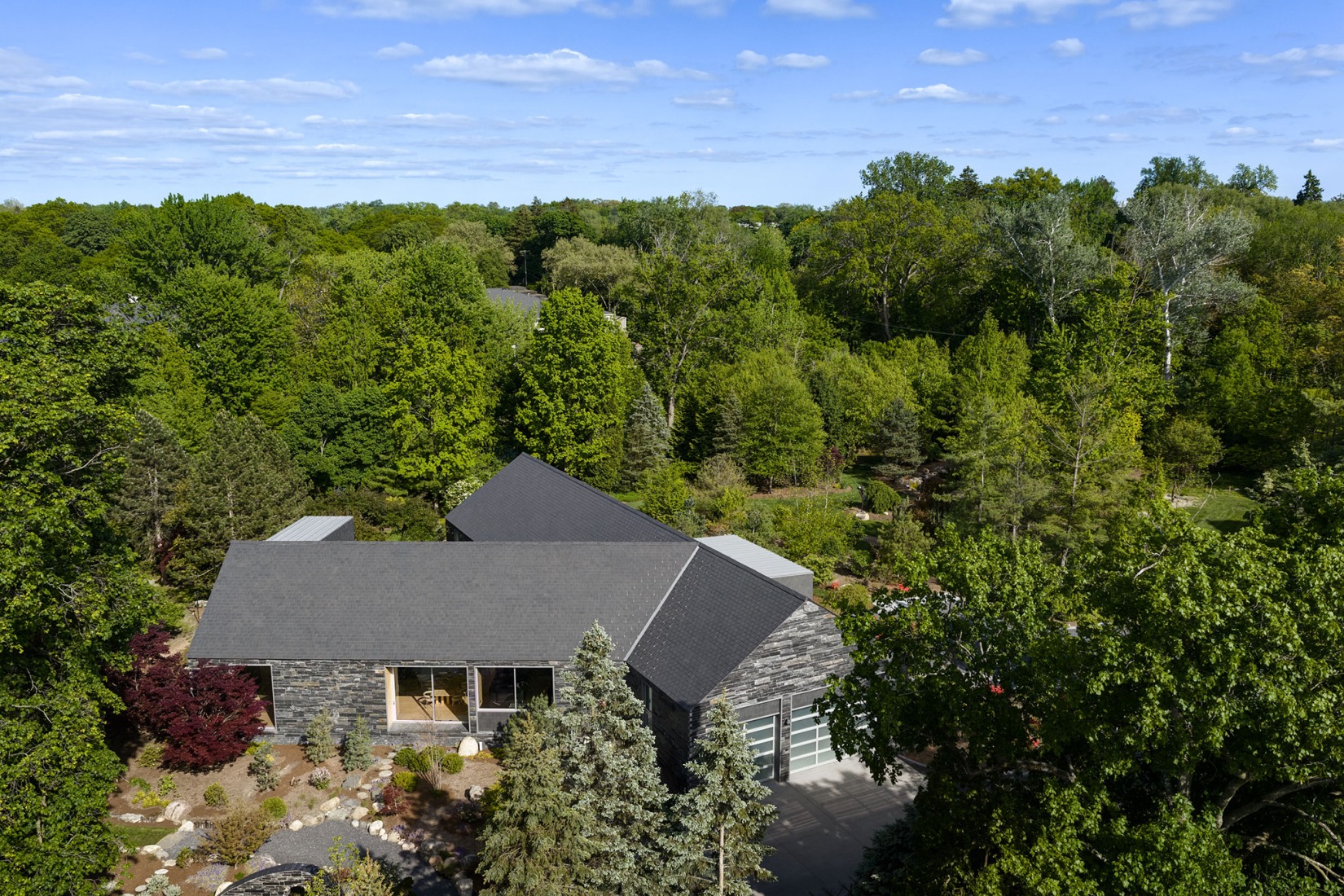 Lakeside by Disbrow Iannuzzi. Photograph by Rafael Gamo.