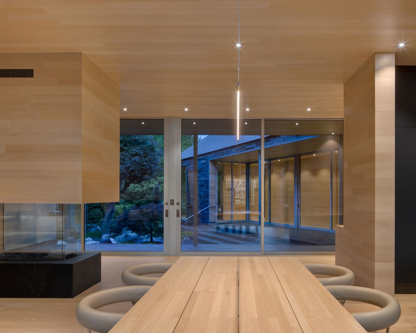 Lakeside by Disbrow Iannuzzi. Photograph by Rafael Gamo.