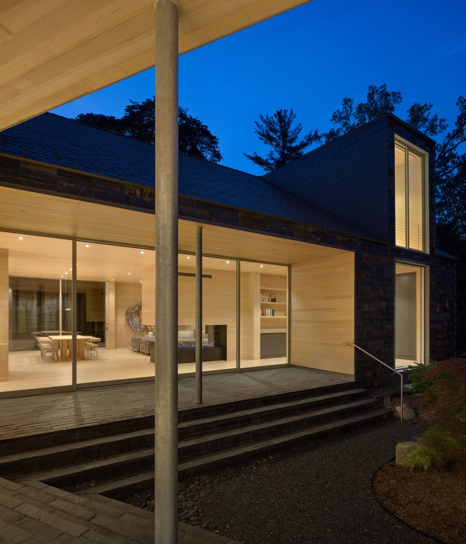 Lakeside by Disbrow Iannuzzi. Photograph by Rafael Gamo.