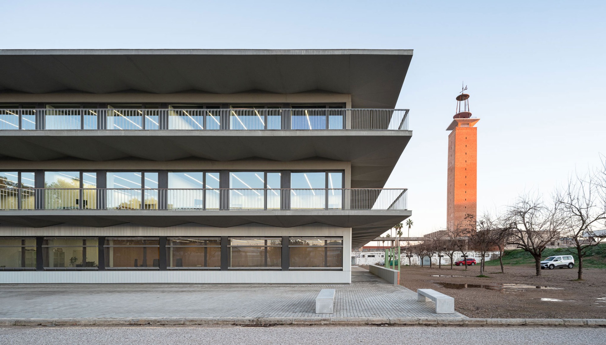 Expansion and renovation of the ETSIA of the Universidad de Sevilla by Estudio Carbajal. Photograph by Fernando Alda.