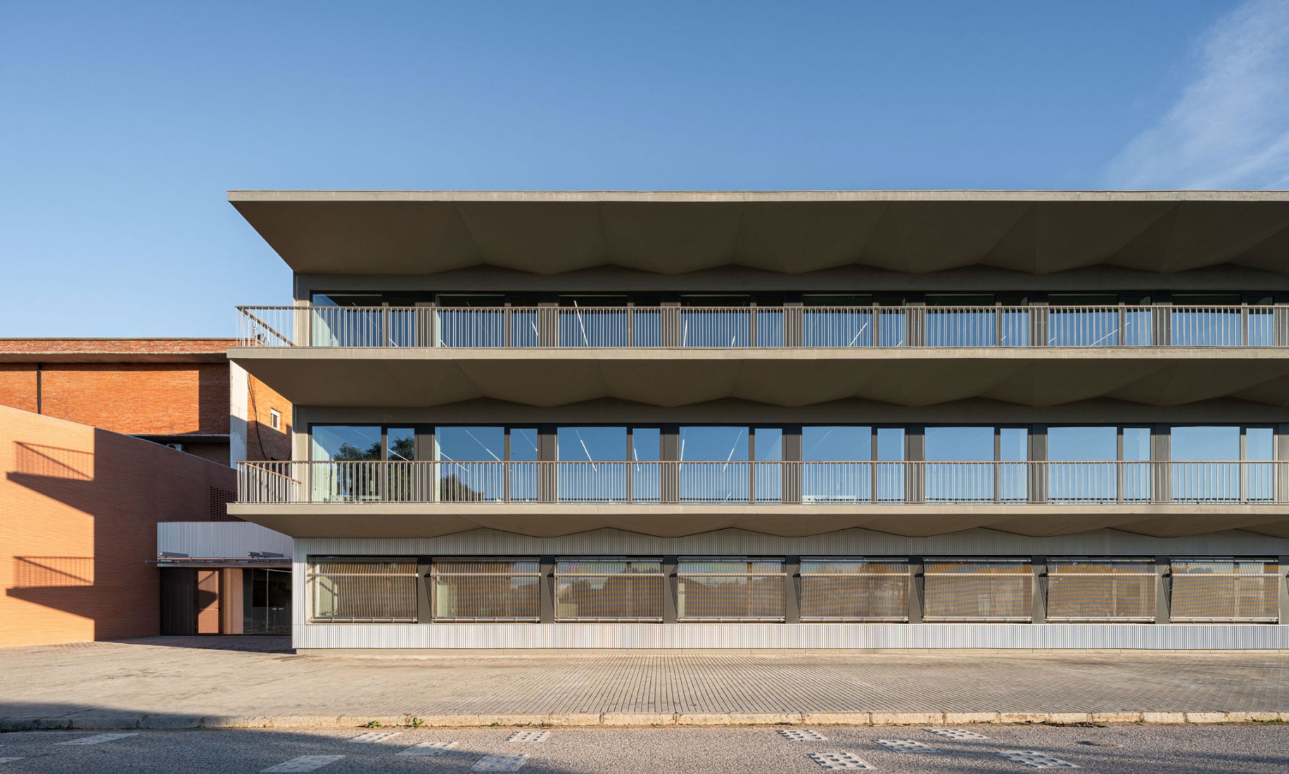 Expansion and renovation of the ETSIA of the Universidad de Sevilla by Estudio Carbajal. Photograph by Fernando Alda.