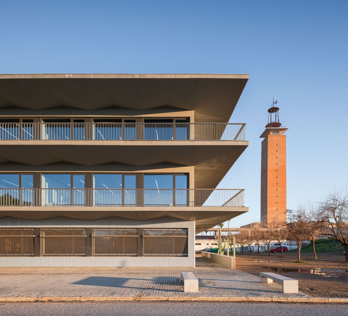 Expansion and renovation of the ETSIA of the Universidad de Sevilla by Estudio Carbajal. Photograph by Fernando Alda.