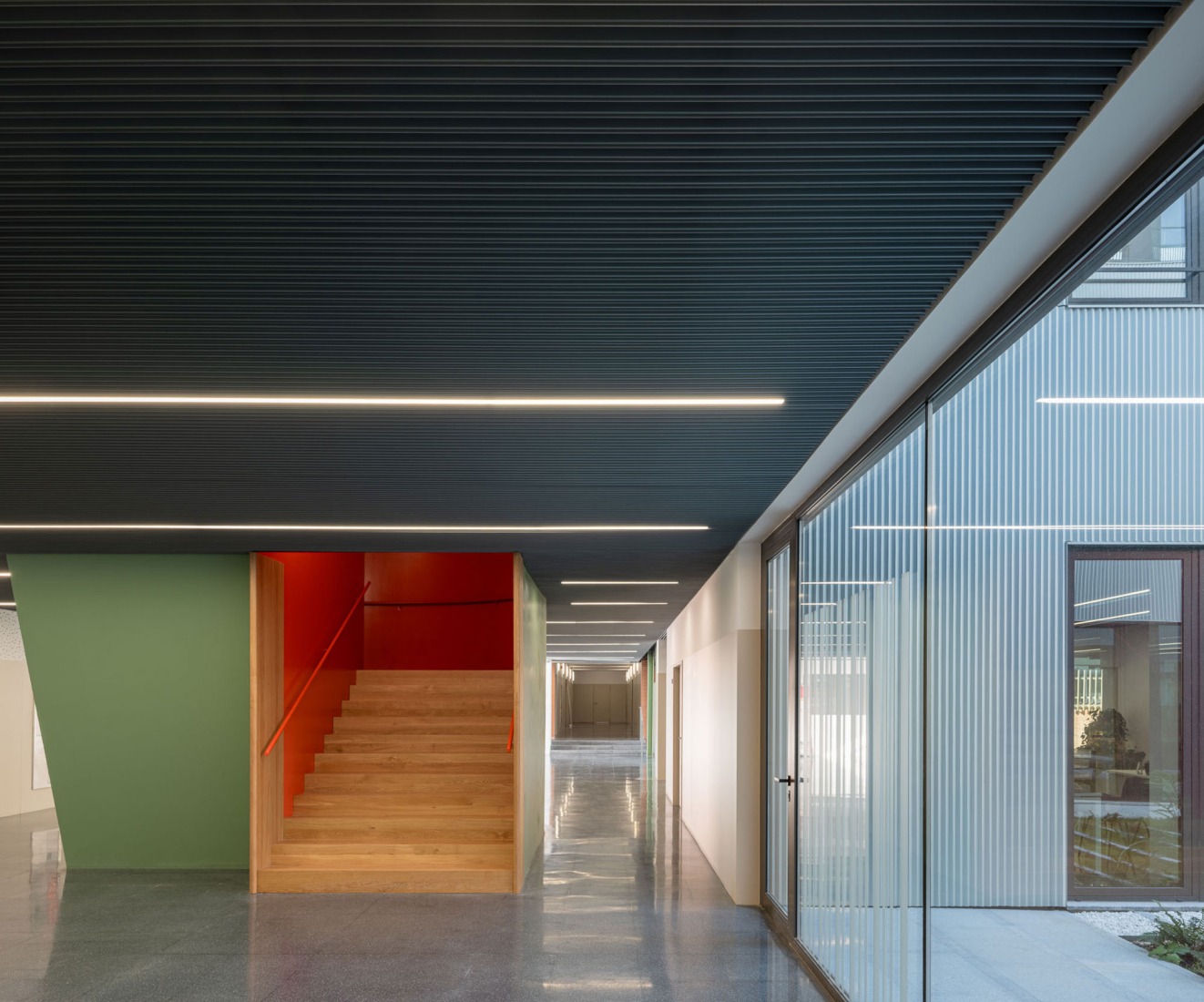 Expansion and renovation of the ETSIA of the Universidad de Sevilla by Estudio Carbajal. Photograph by Fernando Alda.