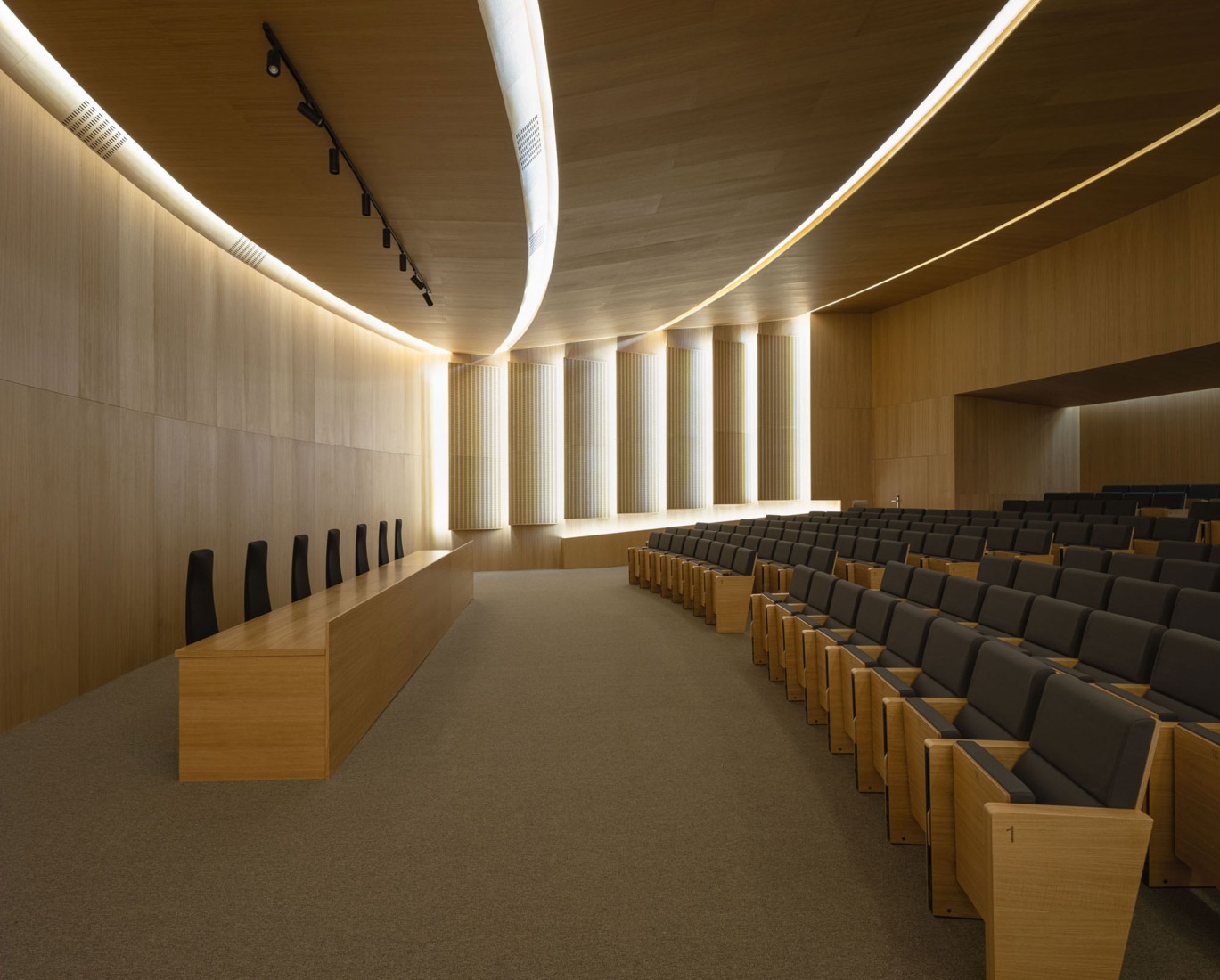 Expansion and renovation of the ETSIA of the Universidad de Sevilla by Estudio Carbajal. Photograph by Fernando Alda.