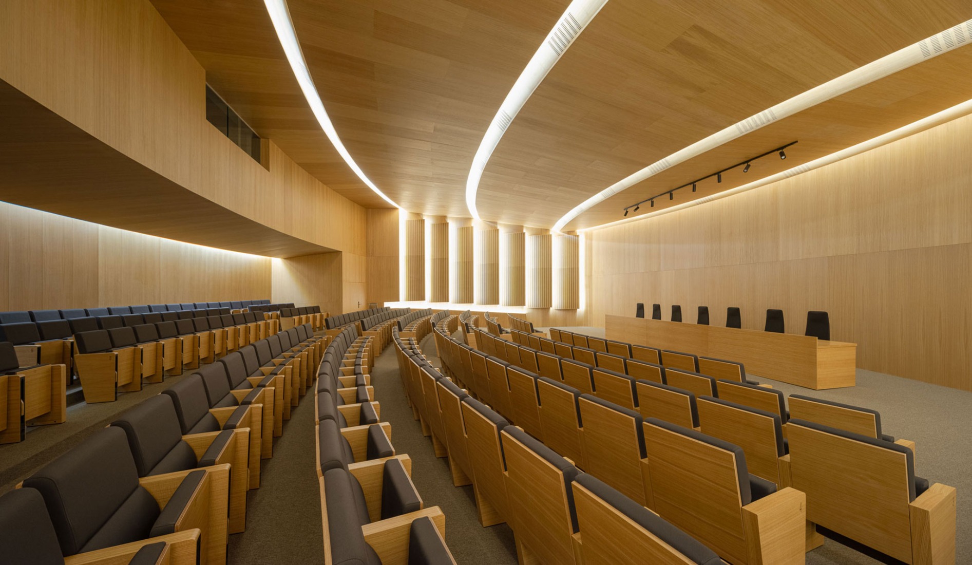Expansion and renovation of the ETSIA of the Universidad de Sevilla by Estudio Carbajal. Photograph by Fernando Alda.
