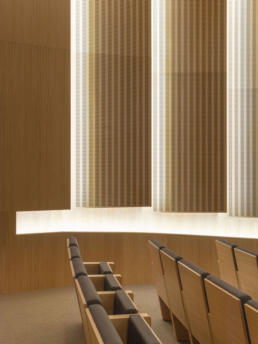 Expansion and renovation of the ETSIA of the Universidad de Sevilla by Estudio Carbajal. Photograph by Fernando Alda.