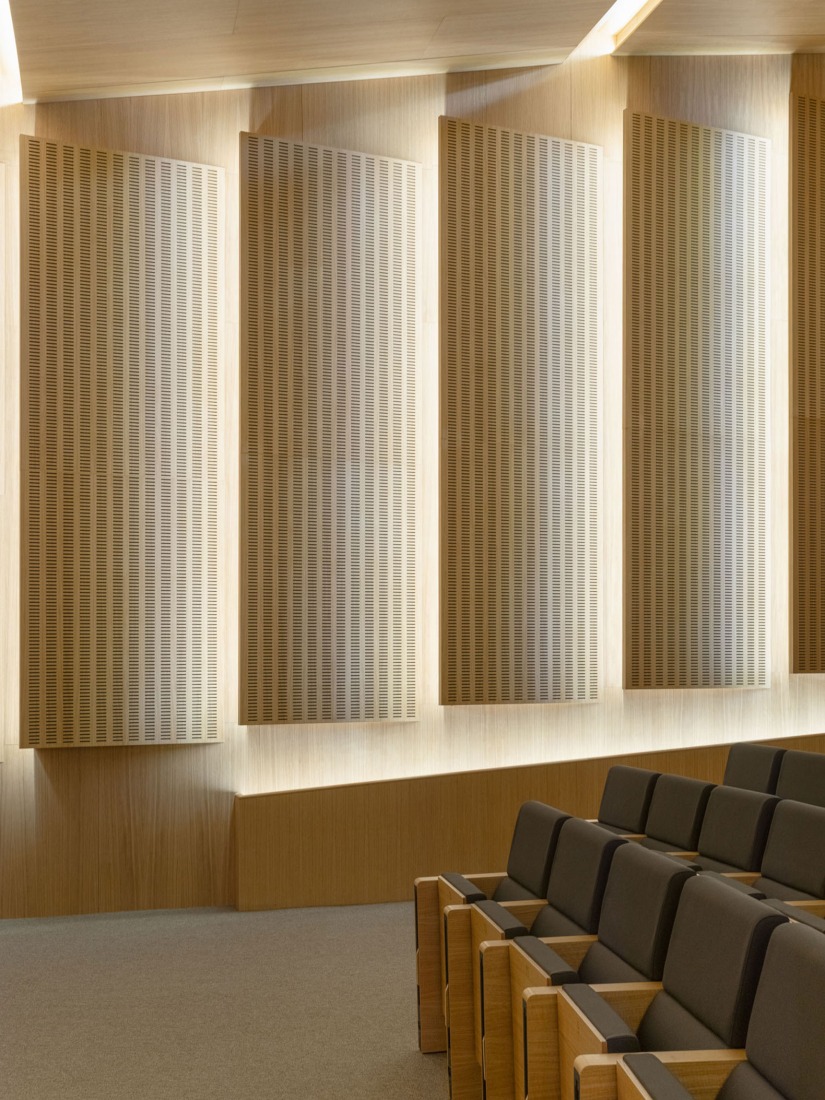 Expansion and renovation of the ETSIA of the Universidad de Sevilla by Estudio Carbajal. Photograph by Fernando Alda.