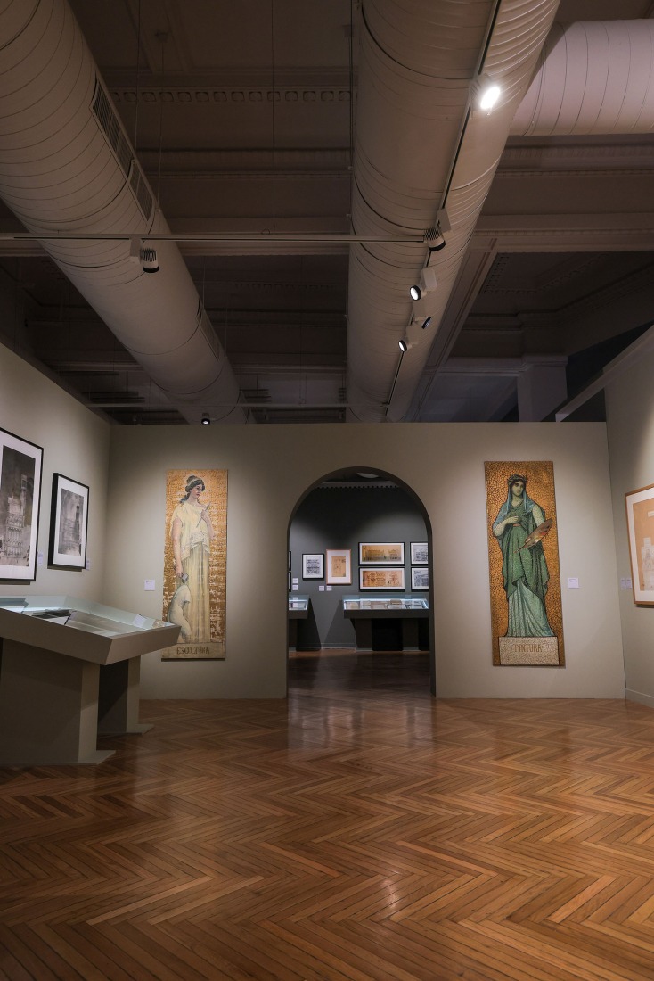 «La Casa de las Artes. Abierta desde 1926». Exposición en El Círculo de Bellas Artes. Fotografía por Miguel Balbuena.