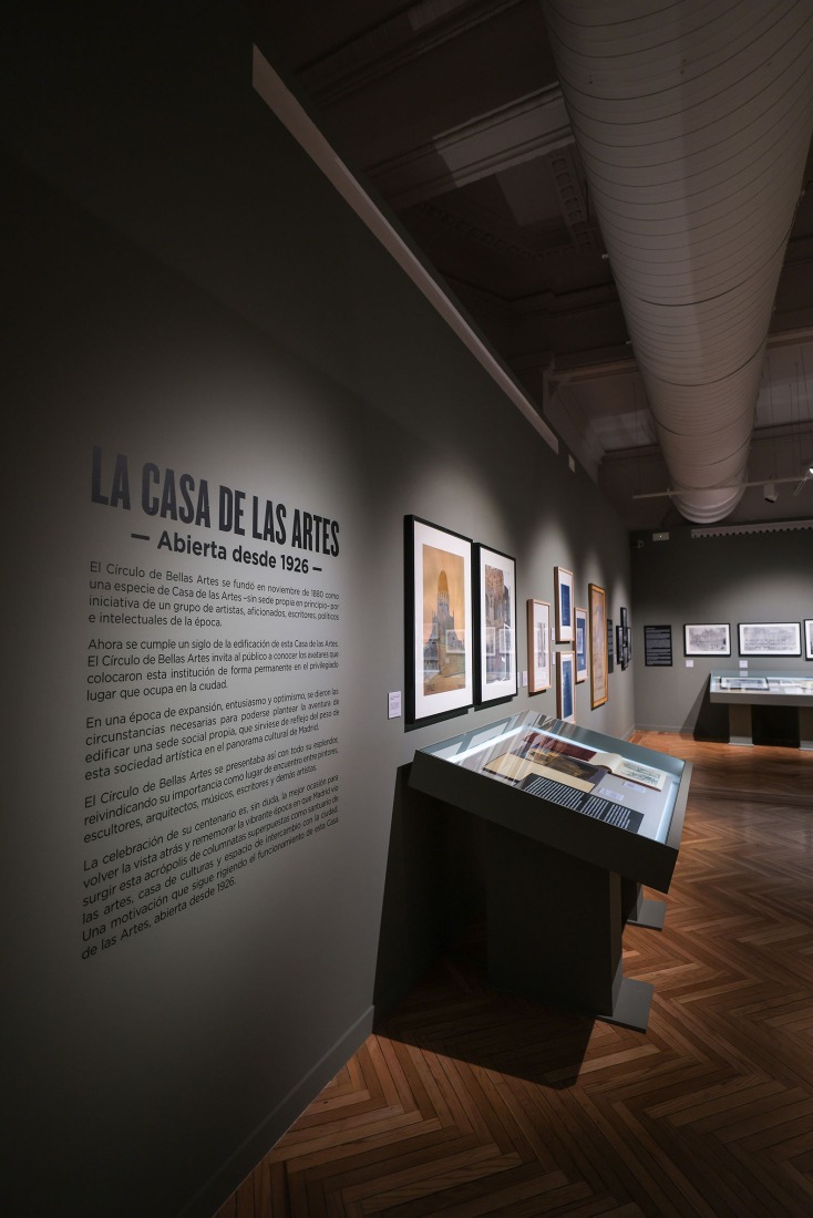 «La Casa de las Artes. Abierta desde 1926». Exposición en El Círculo de Bellas Artes. Fotografía por Miguel Balbuena.