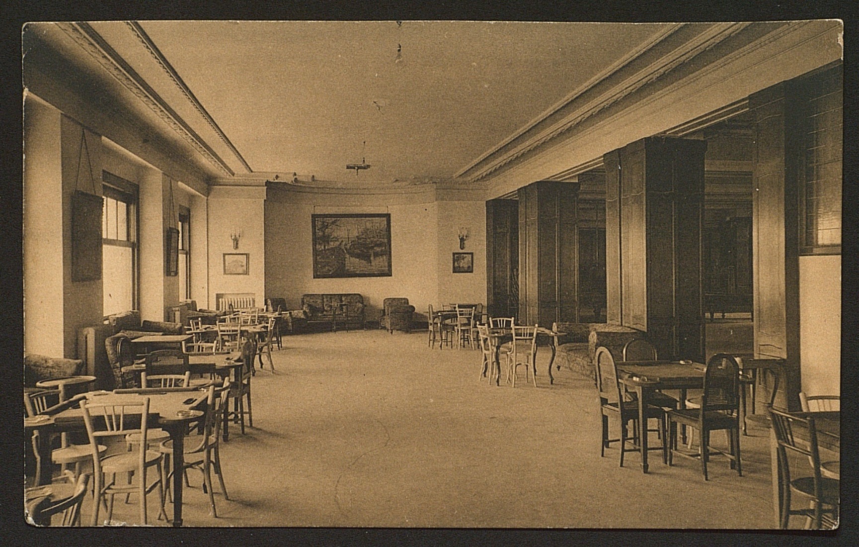 Imágenes postales del Círculo de Bellas Artes. Fototipia Hauser y Menet. Colección de tarjetas postales originales de época c.1927. Archivo del Círculo de Bellas Artes. 