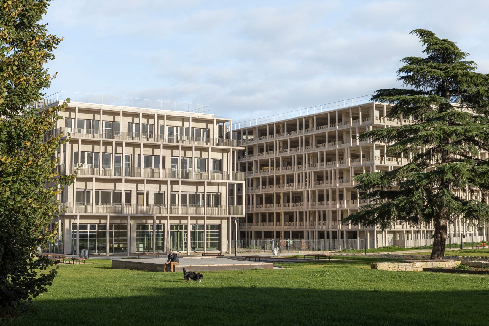 Eure Paramedical Training Institute (IFPE) by VIB architecture. Photograph by Cyrille Lallement.