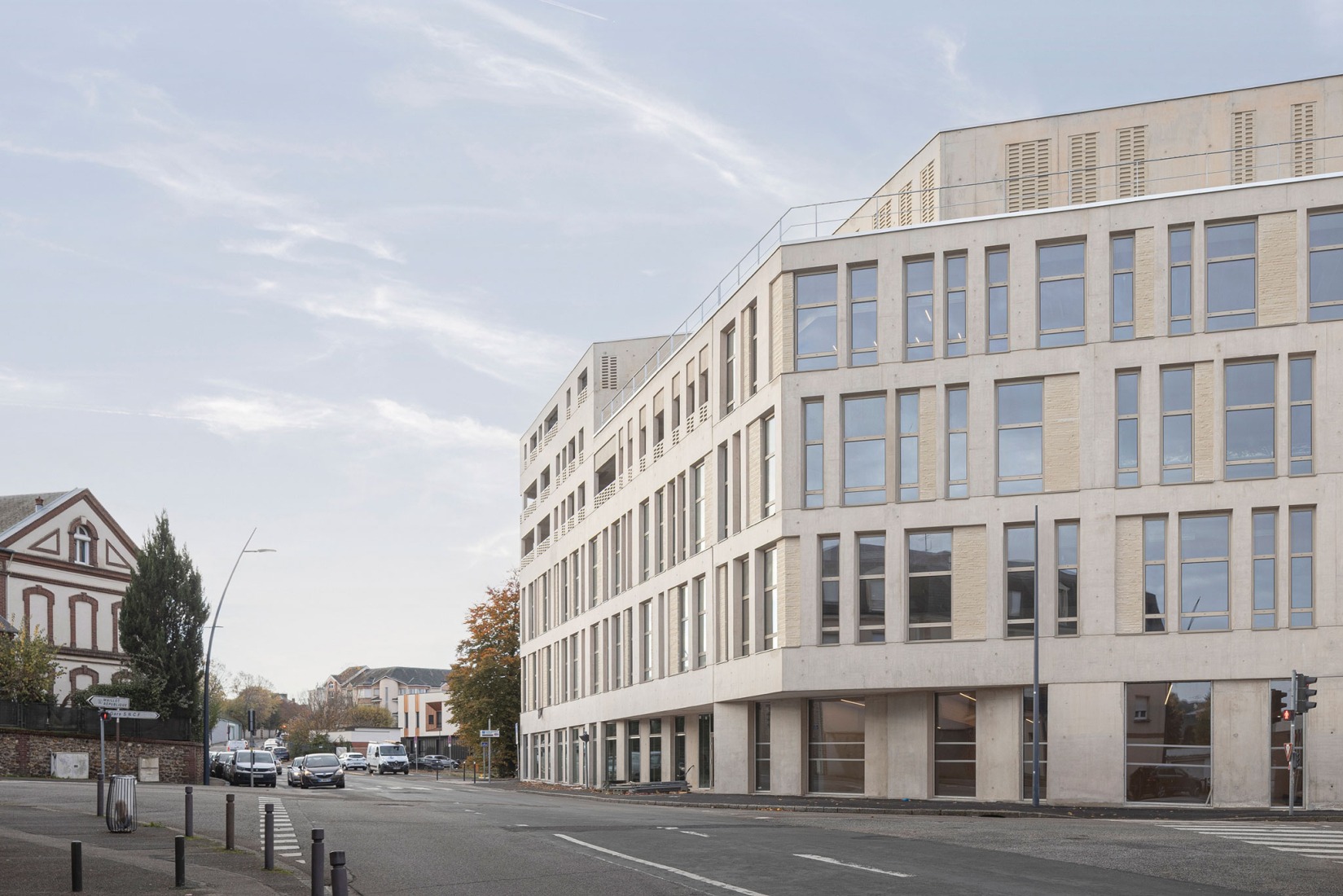 Eure Paramedical Training Institute (IFPE) by VIB architecture. Photograph by Cyrille Lallement.