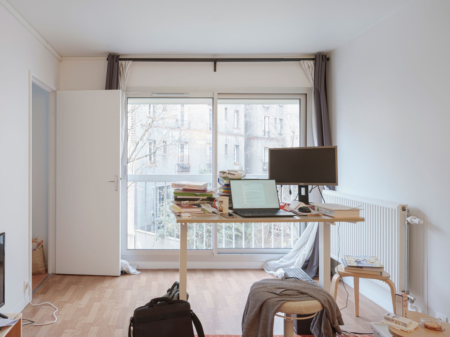 Thermal rehabilitation of a 49-unit apartment building by graal. Photograph by Giaime Meloni.