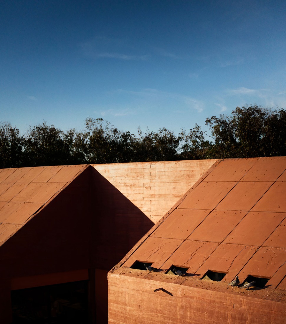 Vila do Bispo Museum by spaceworkers. Photograph by Fernando Guerra.