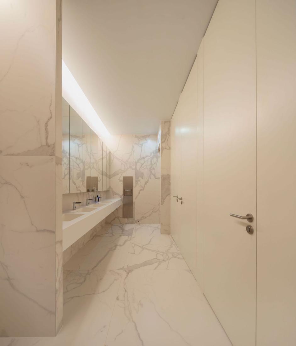 Vila do Bispo Museum by spaceworkers. Photograph by Fernando Guerra.