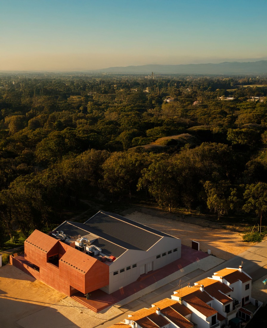Vila do Bispo Museum by spaceworkers. Photograph by Fernando Guerra.