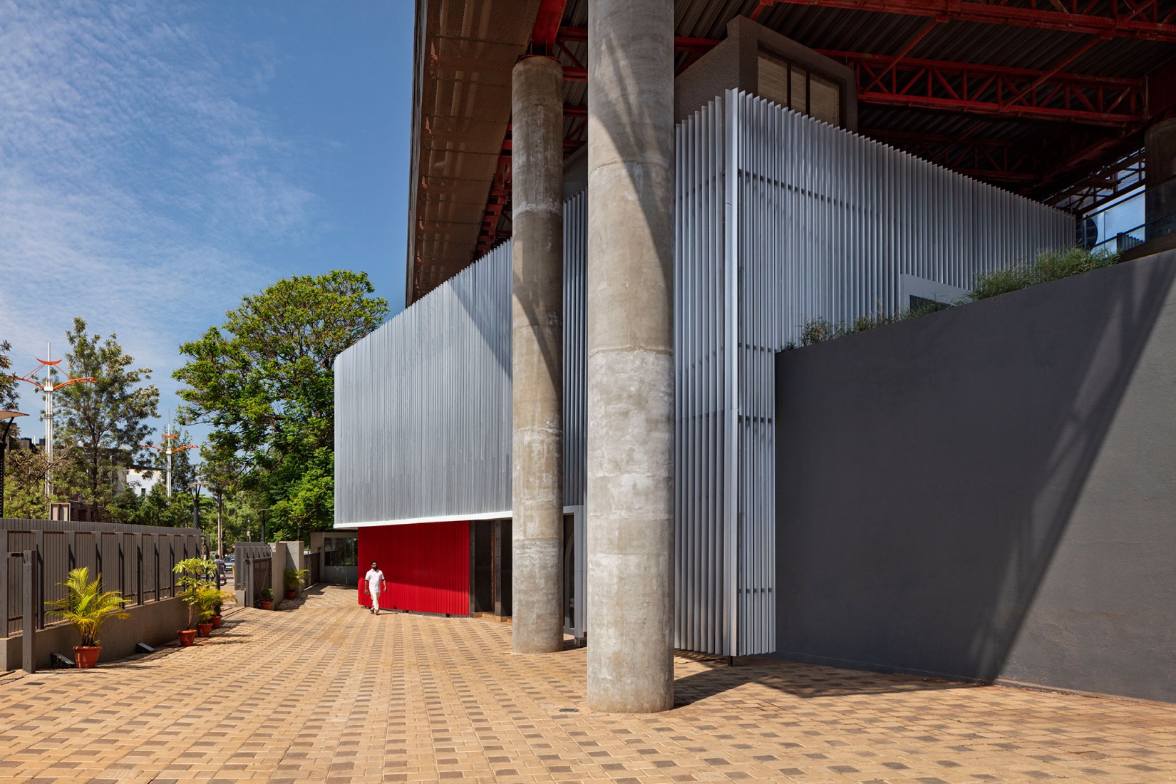 "Hoverspace" Extension to the KLE Society Head Office by Thirdspace. Photograph by Andre J Fanthome.