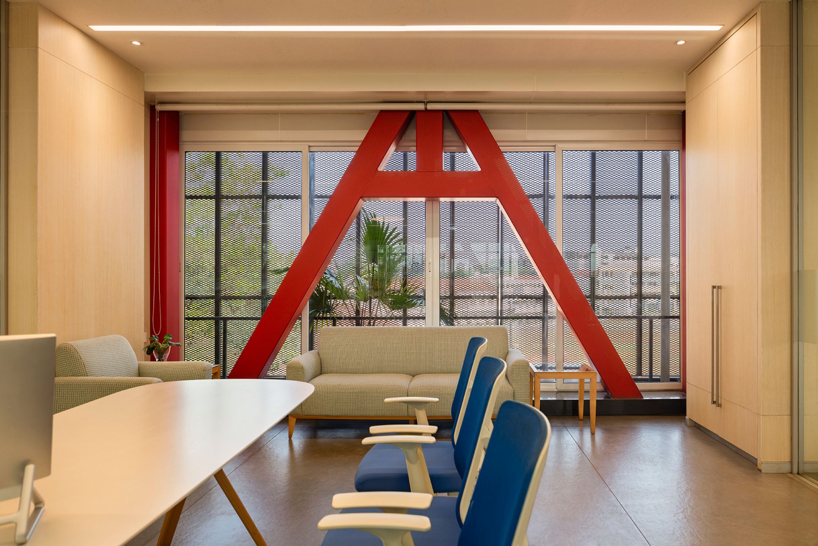 "Hoverspace" Extension to the KLE Society Head Office by Thirdspace. Photograph by Andre J Fanthome.