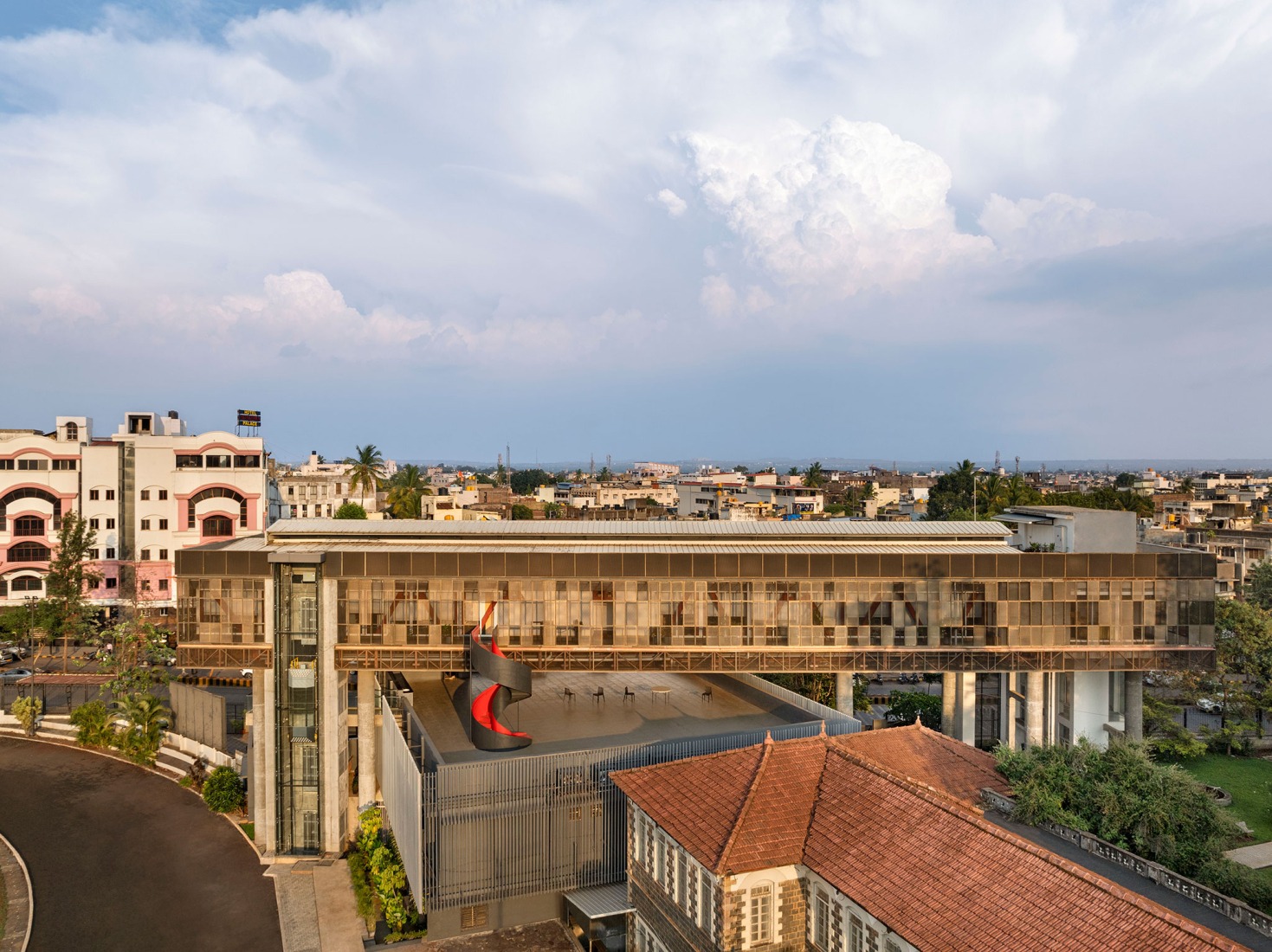 "Hoverspace" Extension to the KLE Society Head Office by Thirdspace. Photograph by Andre J Fanthome.