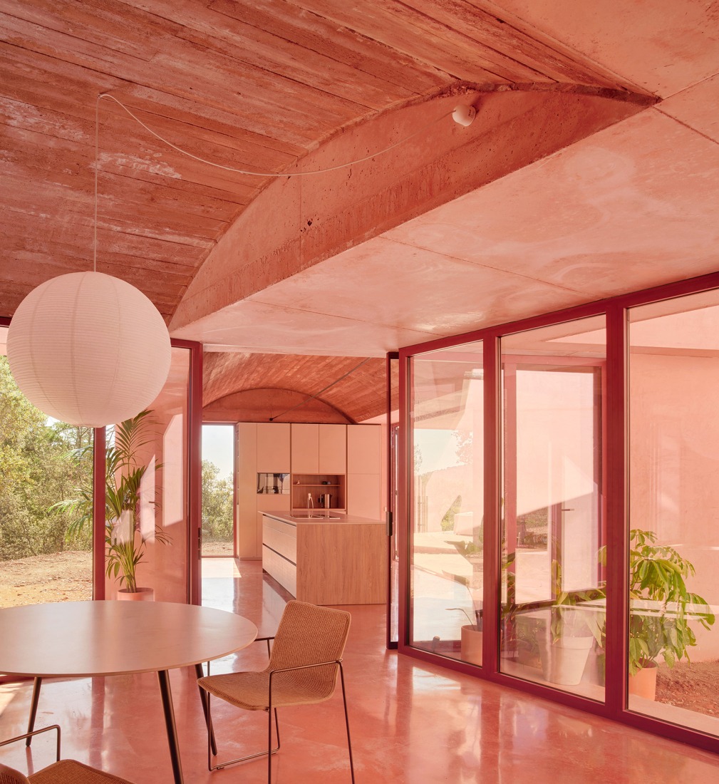 "Casa Sota la Mola" by Twobo. Photograph by José Hevia.