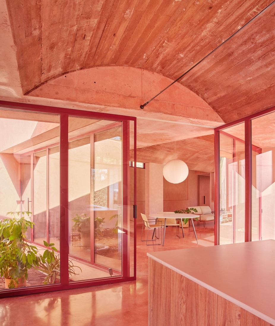 "Casa Sota la Mola" by Twobo. Photograph by José Hevia.