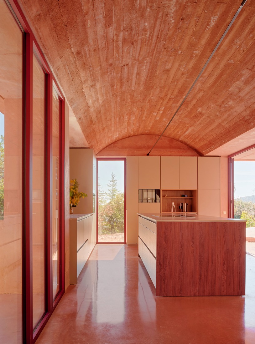 "Casa Sota la Mola" by Twobo. Photograph by José Hevia.