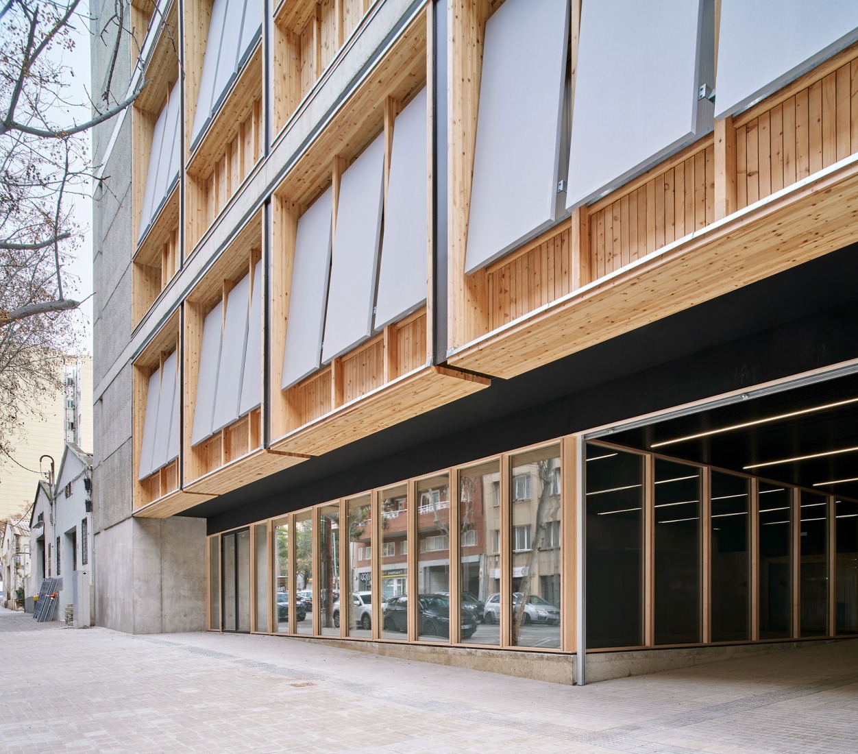 CEM Espronceda by BB Arquitectes + conxita balcells. Photograph by José Hevia.