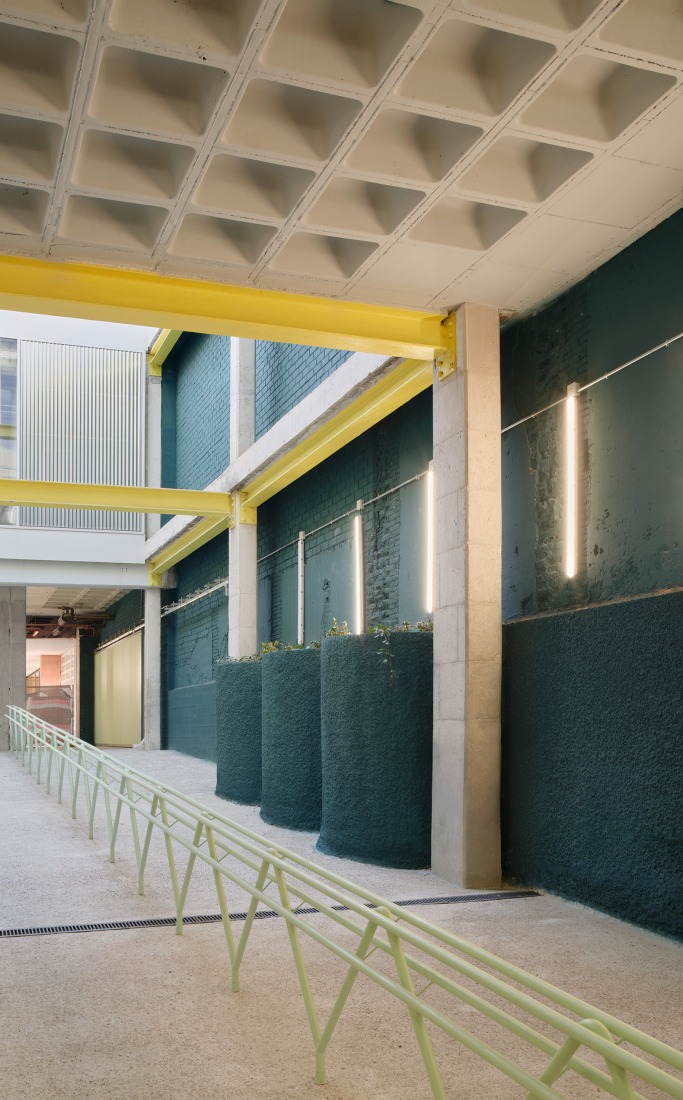 "Recirculating the Eixample" by Addenda Architects + Flexo Arquitectura. Photograph by José Hevia.