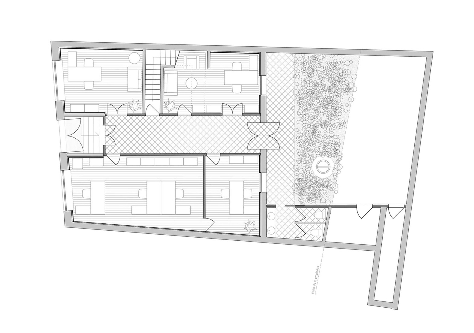 Plano de planta baja. Restauración y reforma interior de un edificio histórico para oficinas por ARN / Arquitectos.