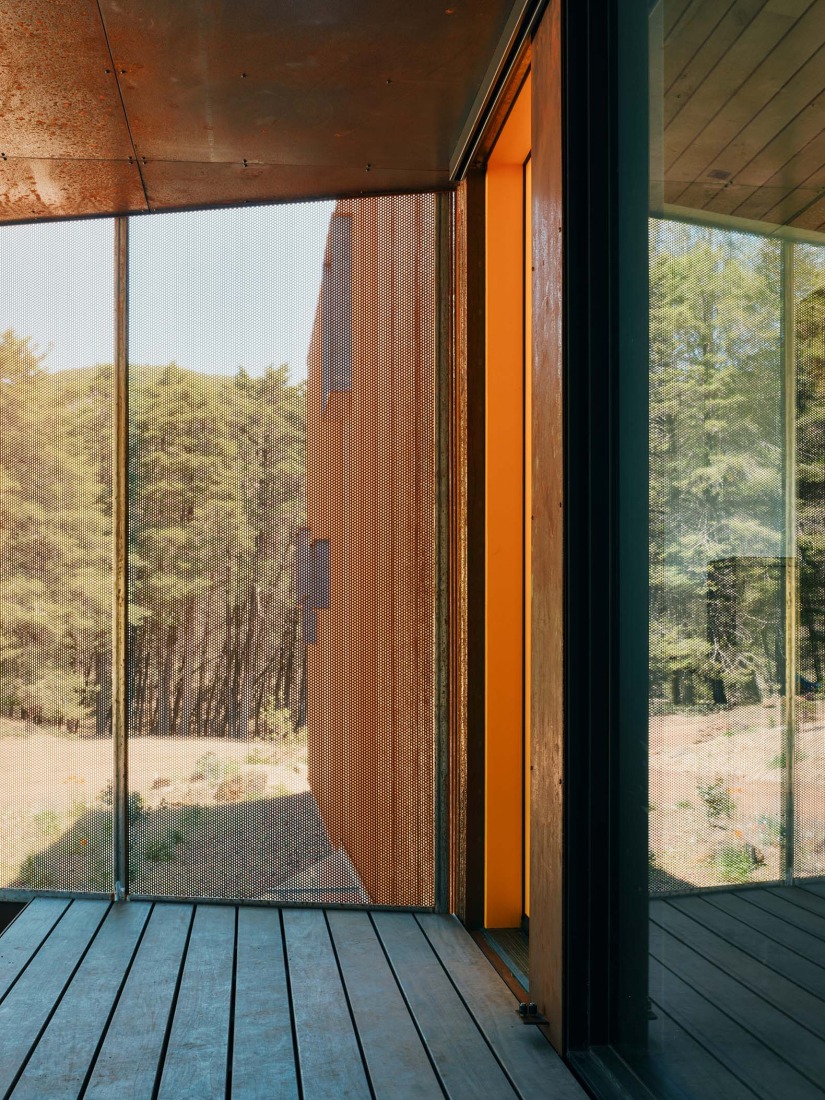 «Pine Flat» por Faulkner Architects. Fotografía por Joe Fletcher. 