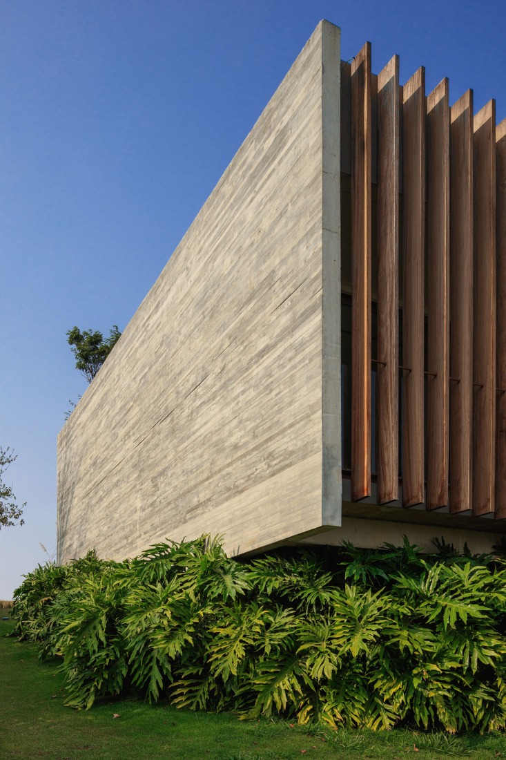 Casa Baroneza por Sabella Arquitetura. Fotografía por Nelson Kon.