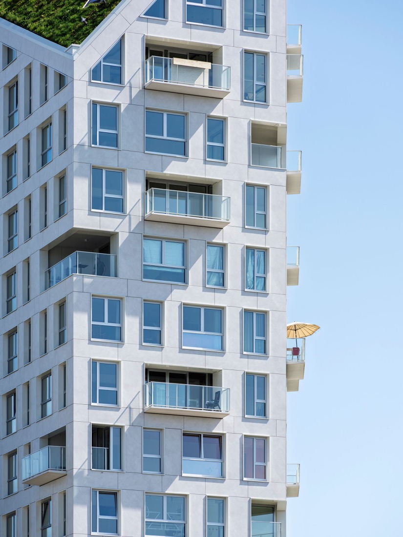 «Nieuw Bergen» por MVRDV. Fotografía por Ossip van Duivenbode.