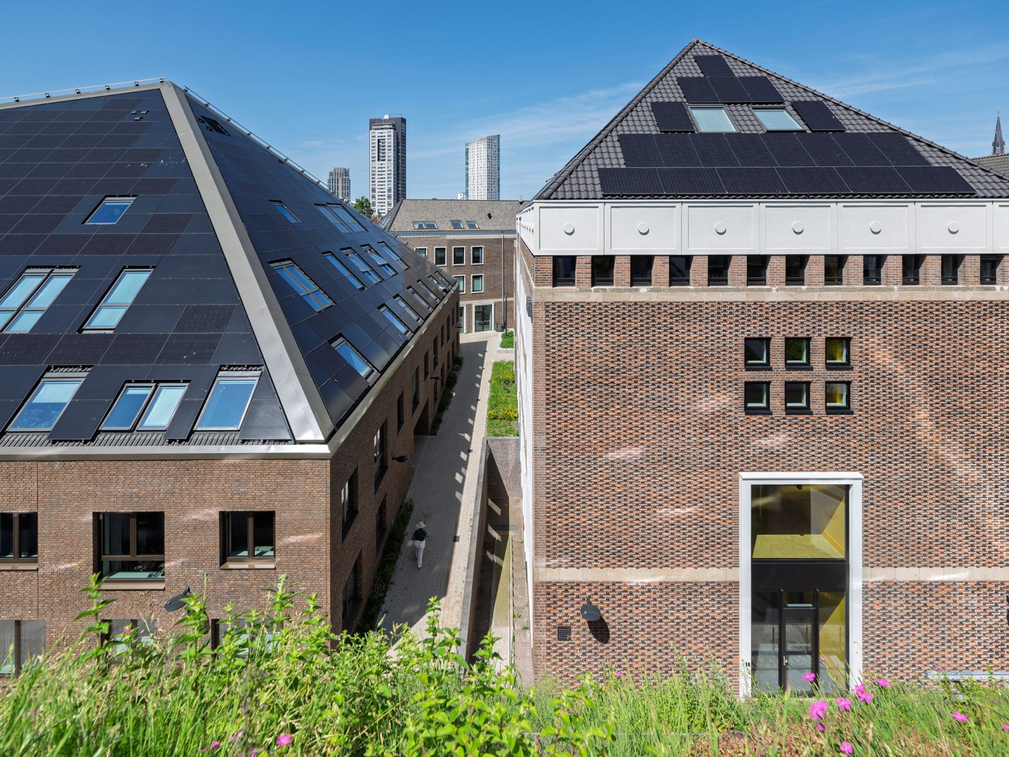 «Nieuw Bergen» por MVRDV. Fotografía por Ossip van Duivenbode.