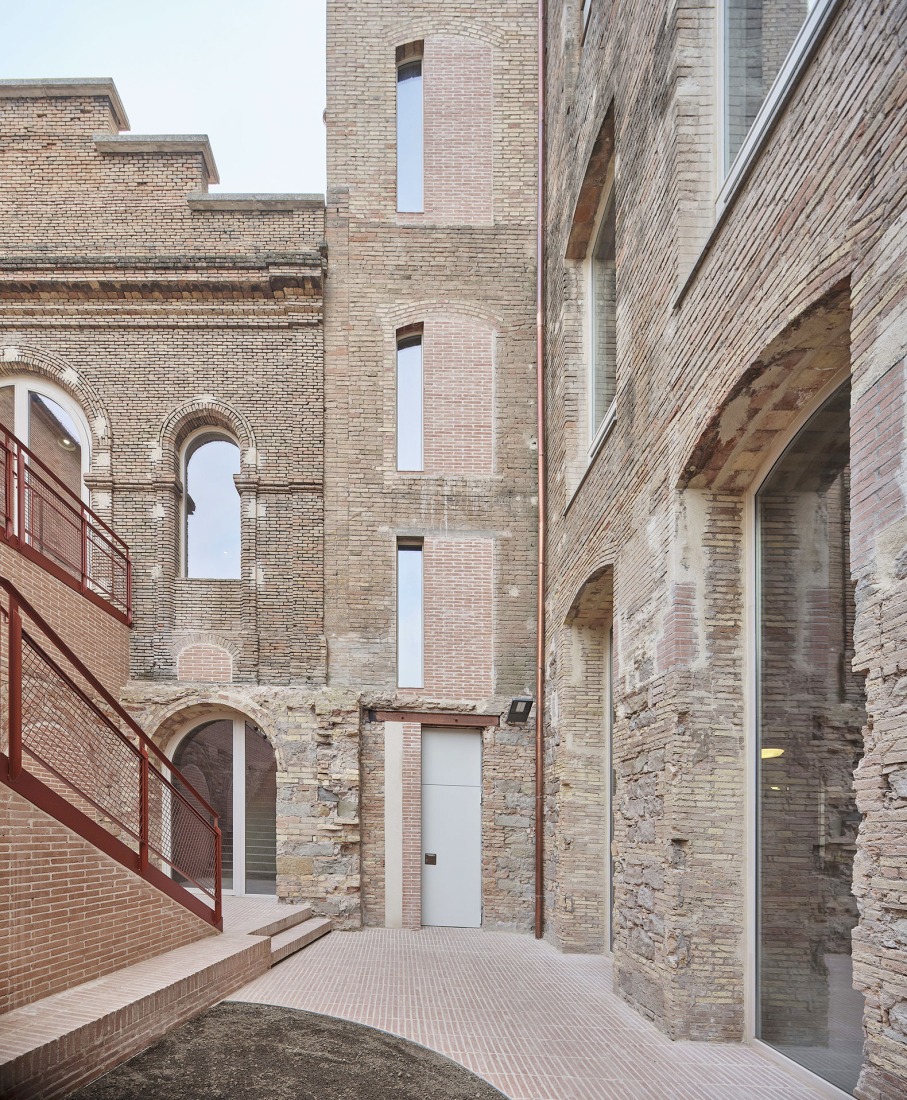 L’Anònima Manresana por Meritxell Inaraja. Fotografía por Adrià Goula. 