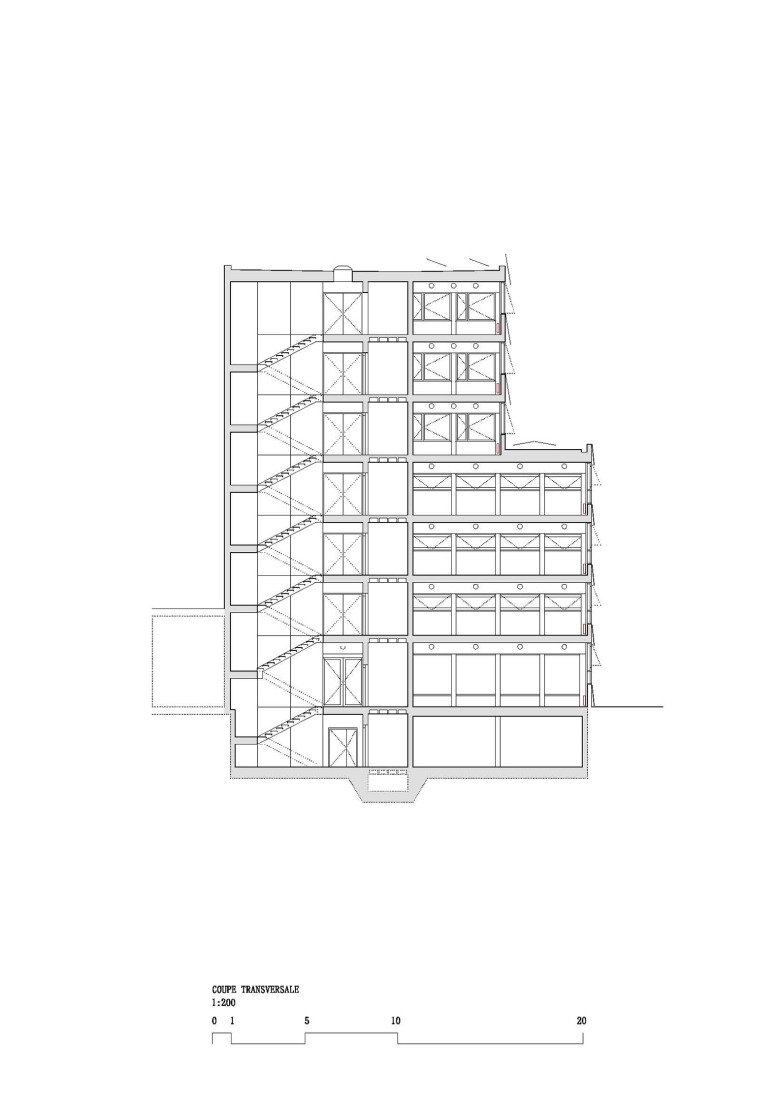 Section. Mosso by NOMOS.