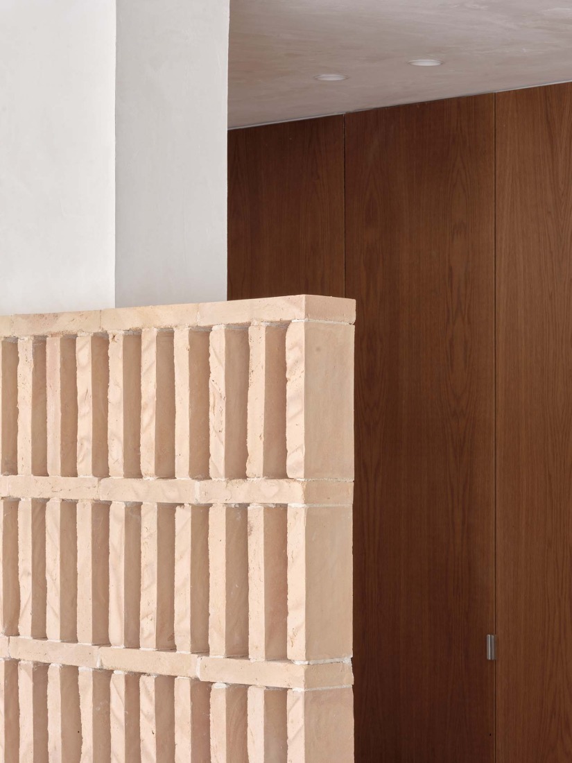 Mateu Obrador by Pulso Estudio. Photograph by José Hevia.