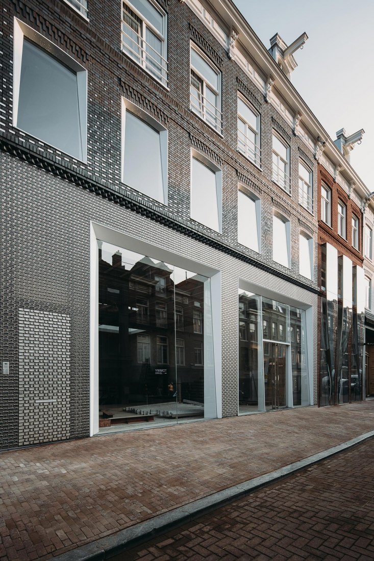 P.C. Hooftstraat 140-142 en Ámsterdam por UnStudio. Fotografía por Evabloem