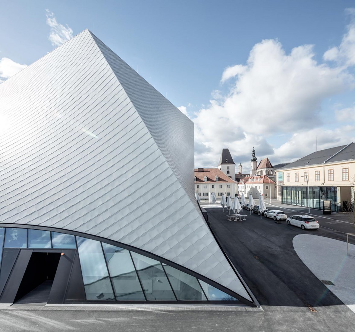 Galería Estatal de la Baja Austria por Marte.Marte Architekten. Fotografía de Roland Horn