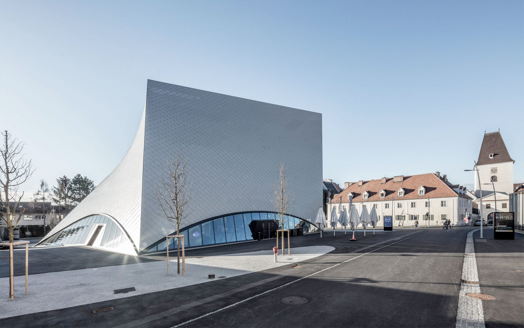 Galería Estatal de la Baja Austria por Marte.Marte Architekten. Fotografía de Roland Horn