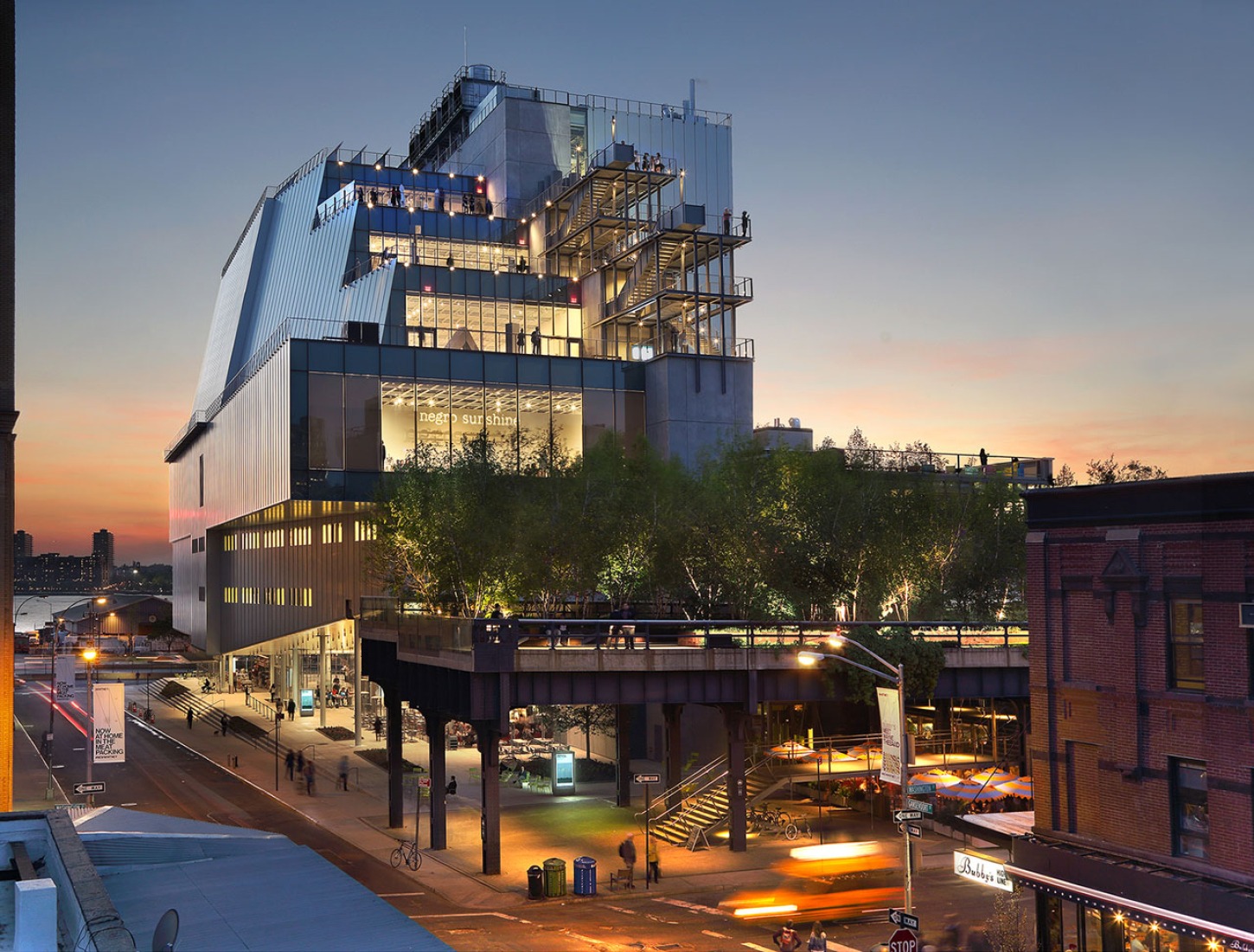 The Whitney Museum of American Art by Renzo Piano Building Workshop (2007-2015). Photography © Ed Lederman.