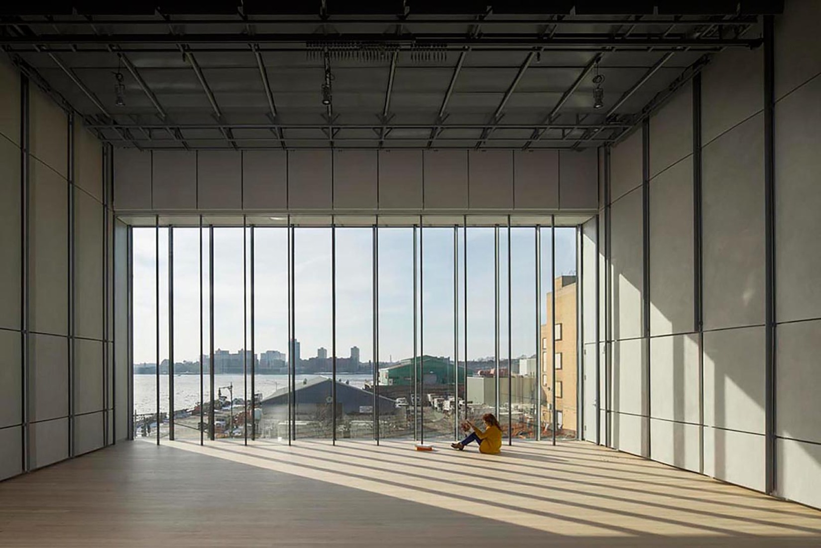 Vista del interior. Museo Whitney por Renzo Piano. Fotografía © Nic Lehoux. 