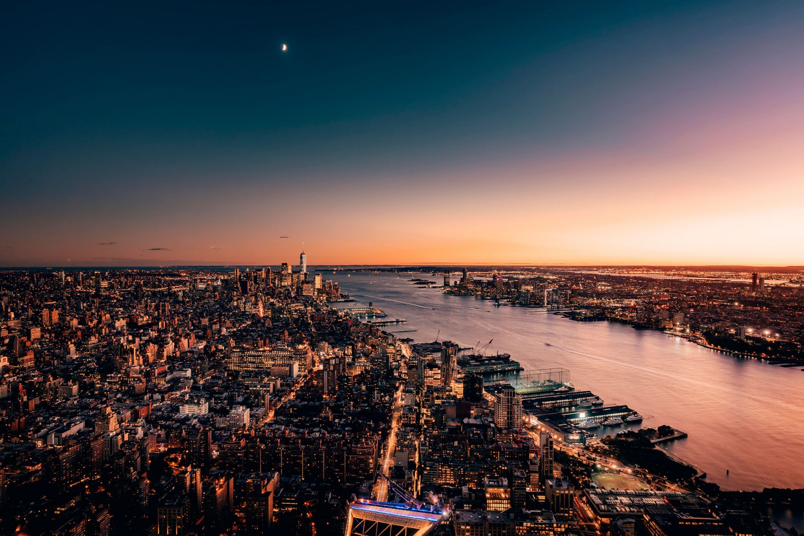 Edge observation deck in 30 Hudson Yards by KPF. Image courtesy of Related-Oxford