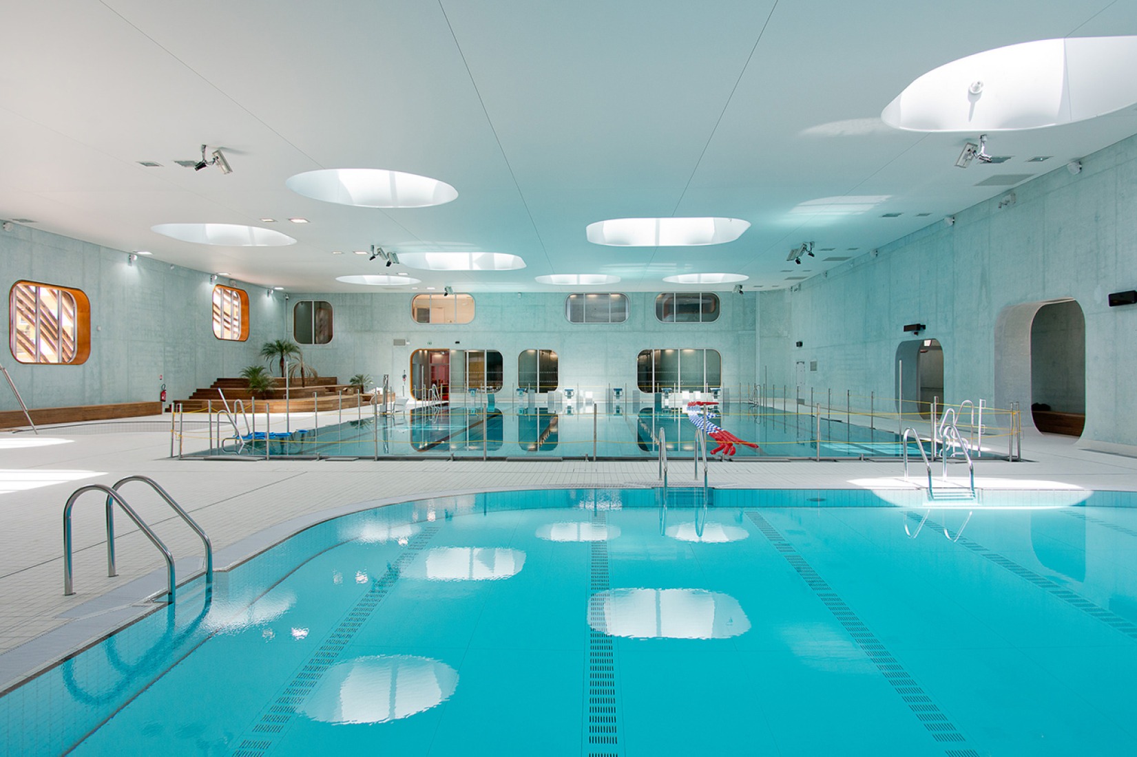 Piscina Feng Shui de Mikou Studio. Fotografía © Ville d’Issy-les-Moulineaux.